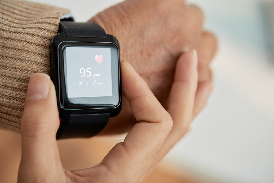 Checking Pulse with Smartwatch